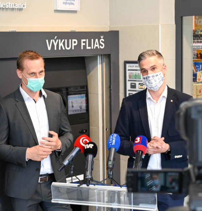 Slávnostné otvorenie projektu "Bude z toho haluz" v ružinovskej predajni Lidl