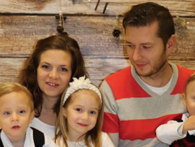 Oliverko a Tomáško s&nbsp;rodičmi